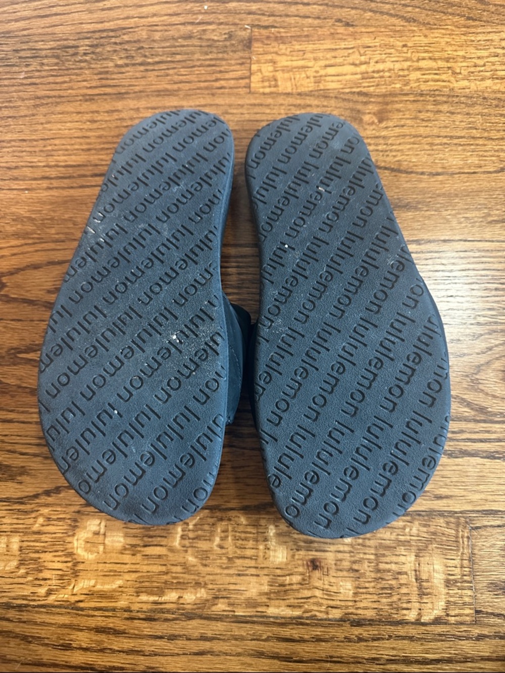 Lululemon Restfeel Slide - Picture 3 of 3